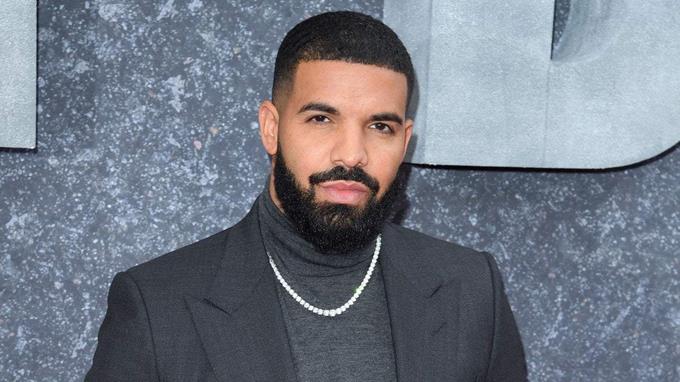 Drake anuncia “Certified Lover Boy” para este viernes 03 del próximo mes.