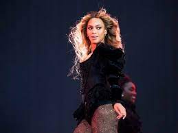 Beyoncé anuncia “Break My Soul”, primera canción del álbum “Renaissance”.