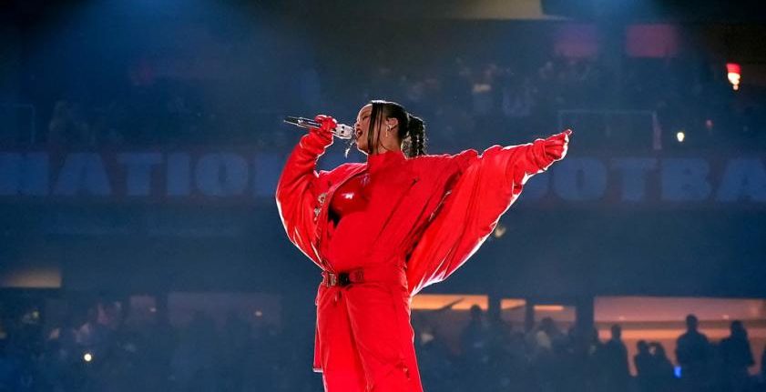 Super Bowl:  El gran regreso de Rihanna a los escenarios.